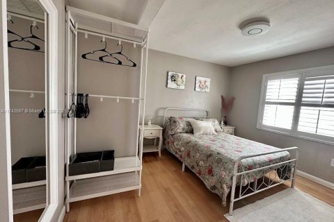 Casa en venta en Naples, Florida, 3 dormitorios, 136.75 m2 № 1705958 - foto 21