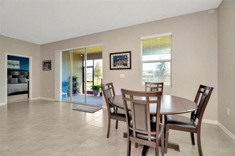 House in Wimauma, Florida 4 bedrooms, 189.06 sq.m. № 1613304 - photo 9