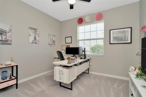House in Wimauma, Florida 4 bedrooms, 189.06 sq.m. № 1613304 - photo 24