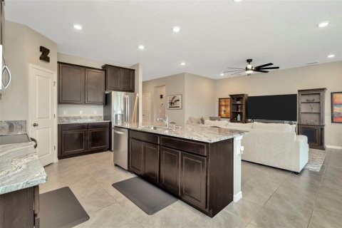 House in Wimauma, Florida 4 bedrooms, 189.06 sq.m. № 1613304 - photo 7