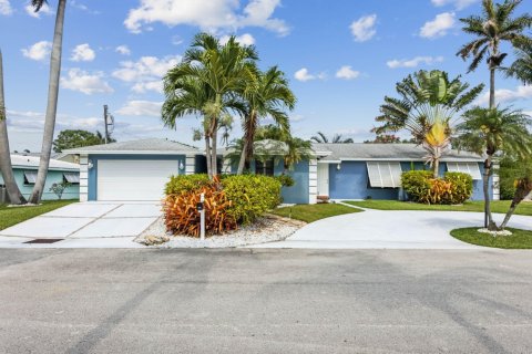 Villa ou maison à louer à Delray Beach, Floride: 3 chambres, 140.56 m2 № 1177457 - photo 1