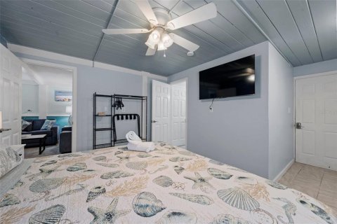 Propiedad comercial en venta en Holmes Beach, Florida, 5 dormitorios, 215.53 m2 № 1688377 - foto 30