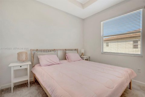 Снять в аренду виллу или дом в Майами, Флорида 3 спальни, 127.93м2, № 2002420 - фото 21