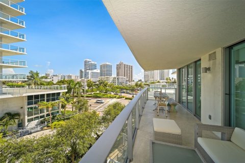 Condominio en alquiler en Miami Beach, Florida, 2 dormitorios, 88.44 m2 № 2031018 - foto 20