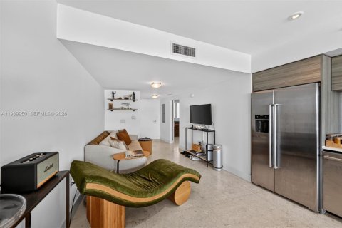 Condominio en alquiler en Miami Beach, Florida, 2 dormitorios, 88.44 m2 № 2031018 - foto 9