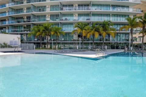 Condominio en alquiler en Miami Beach, Florida, 2 dormitorios, 88.44 m2 № 2031018 - foto 27