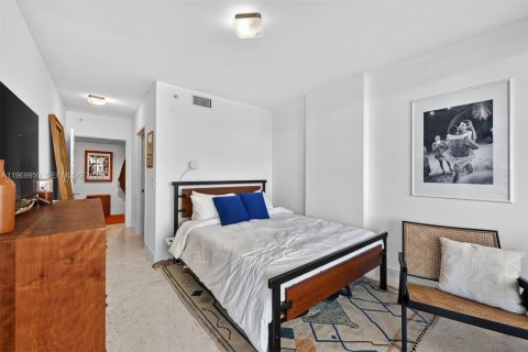 Condominio en alquiler en Miami Beach, Florida, 2 dormitorios, 88.44 m2 № 2031018 - foto 17