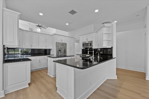 Villa ou maison à vendre à West Palm Beach, Floride: 3 chambres, 264.12 m2 № 2087750 - photo 16