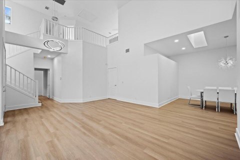 Villa ou maison à vendre à West Palm Beach, Floride: 3 chambres, 264.12 m2 № 2087750 - photo 2