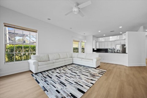 Villa ou maison à vendre à West Palm Beach, Floride: 3 chambres, 264.12 m2 № 2087750 - photo 19