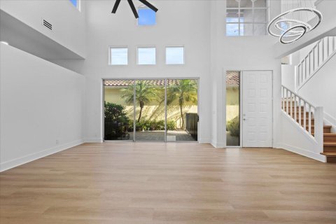 Villa ou maison à vendre à West Palm Beach, Floride: 3 chambres, 264.12 m2 № 2087750 - photo 10