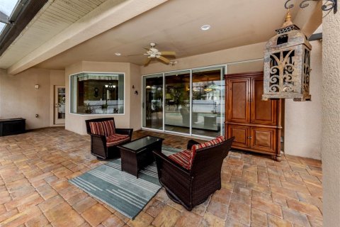 House in North Port, Florida 3 bedrooms, 170.29 sq.m. № 1734872 - photo 9