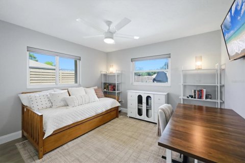 Villa ou maison à vendre à Sarasota, Floride: 4 chambres, 197.51 m2 № 2406602 - photo 11