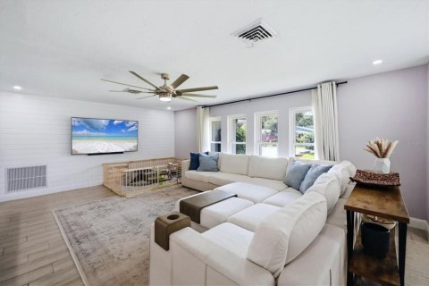 Villa ou maison à vendre à Sarasota, Floride: 4 chambres, 197.51 m2 № 2406602 - photo 22