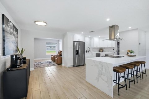 Villa ou maison à vendre à Sarasota, Floride: 4 chambres, 197.51 m2 № 2406602 - photo 26