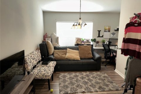Casa en venta en Wesley Chapel, Florida, 4 dormitorios, 165.55 m2 № 1912929 - foto 8