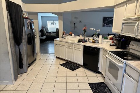 Casa en venta en Wesley Chapel, Florida, 4 dormitorios, 165.55 m2 № 1912929 - foto 7