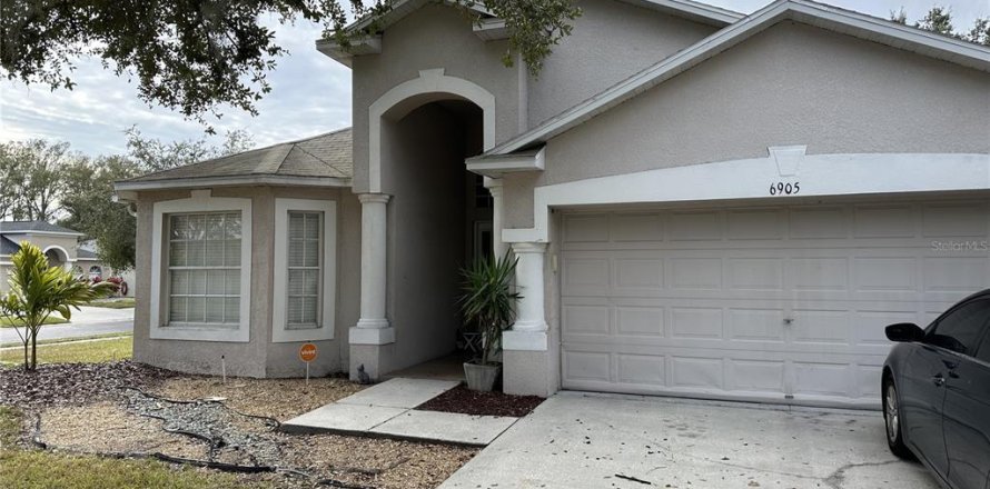 Casa en Wesley Chapel, Florida 4 dormitorios, 165.55 m2 № 1912929