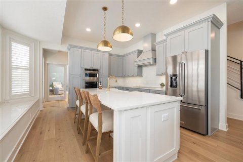 Townhouse in Clearwater, Florida 3 bedrooms, 287.81 sq.m. № 2097056 - photo 7
