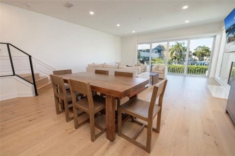 Townhouse in Clearwater, Florida 3 bedrooms, 287.81 sq.m. № 2097056 - photo 14