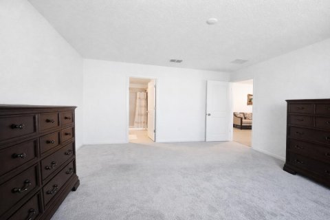 House in Winter Haven, Florida 3 bedrooms, 138.15 sq.m. № 2146126 - photo 8