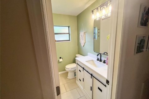 House in Tampa, Florida 3 bedrooms, 95.88 sq.m. № 1895138 - photo 15