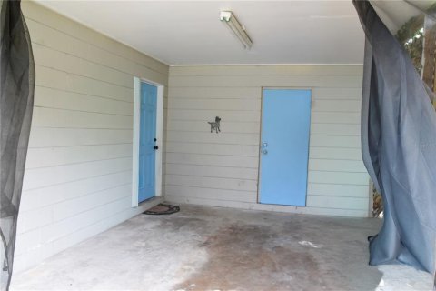 House in Tampa, Florida 3 bedrooms, 95.88 sq.m. № 1895138 - photo 19