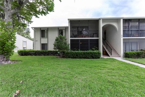 Condo in Tarpon Springs, Florida, 2 bedrooms  № 1813648 - photo 1