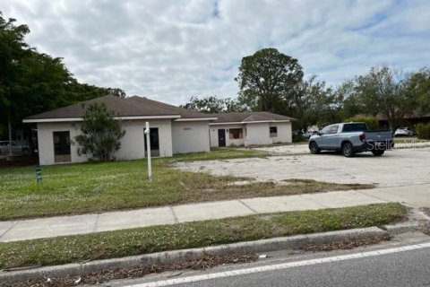 Propiedad comercial en venta en Sarasota, Florida, 310.48 m2 № 693587 - foto 19