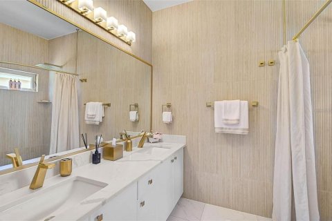 Villa ou maison à louer à Sarasota, Floride: 3 chambres, 155.15 m2 № 1649551 - photo 27