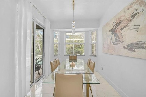 Villa ou maison à louer à Sarasota, Floride: 3 chambres, 155.15 m2 № 1649551 - photo 11