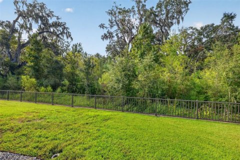 House in The Villages, Florida 3 bedrooms, 153.66 sq.m. № 2405464 - photo 25