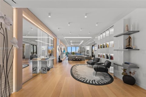 Condo in Miami Beach, Florida, 3 bedrooms  № 2053798 - photo 3