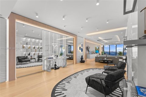 Condo in Miami Beach, Florida, 3 bedrooms  № 2053798 - photo 2