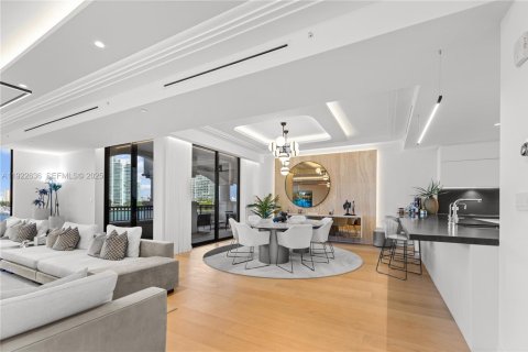 Condo in Miami Beach, Florida, 3 bedrooms  № 2053798 - photo 7