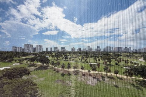 Купить кондоминиум в Авентура, Флорида 1 спальня, 84.82м2, № 1897614 - фото 11