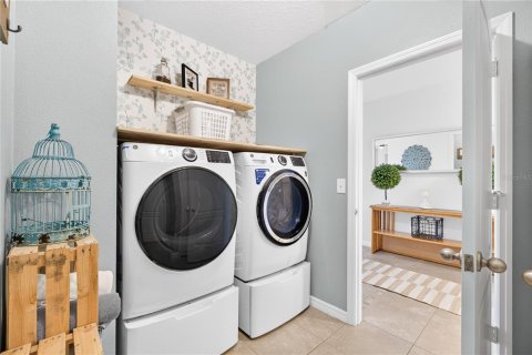 Casa en venta en Groveland, Florida, 3 dormitorios, 176.05 m2 № 2167327 - foto 26