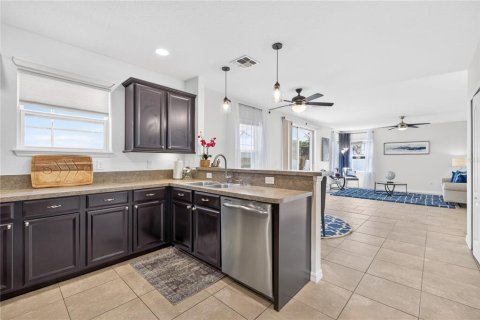 Casa en venta en Groveland, Florida, 3 dormitorios, 176.05 m2 № 2167327 - foto 16
