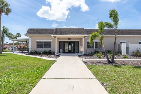Copropriété à vendre à Saint Petersburg, Floride: 1 chambre, 85.47 m2 № 1625492 - photo 24