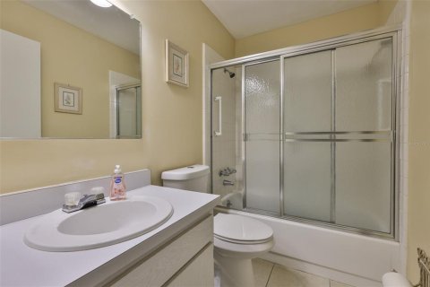 Condominio en venta en Sun City Center, Florida, 2 dormitorios, 91.42 m2 № 1843064 - foto 18