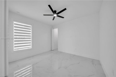 Купить виллу или дом в Лабель, Флорида 3 спальни, 182.83м2, № 2029979 - фото 18