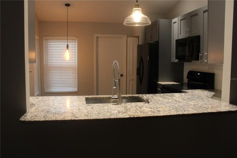 Casa en alquiler en Clearwater, Florida, 3 dormitorios, 121.14 m2 № 1899407 - foto 13