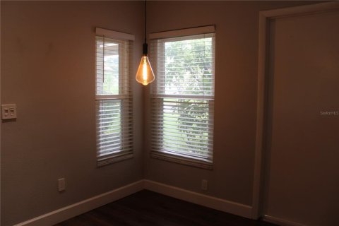 Casa en alquiler en Clearwater, Florida, 3 dormitorios, 121.14 m2 № 1899407 - foto 9