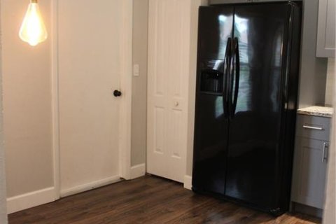 Casa en alquiler en Clearwater, Florida, 3 dormitorios, 121.14 m2 № 1899407 - foto 6