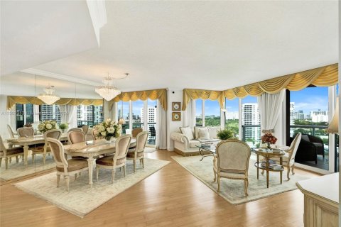 Condo in Aventura, Florida, 2 bedrooms  № 1955535 - photo 5
