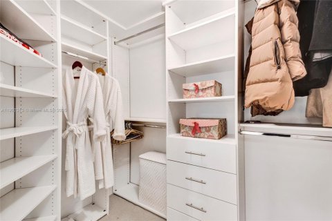 Condo in Aventura, Florida, 2 bedrooms  № 1955535 - photo 28