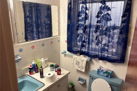 House in Orlando, Florida 3 bedrooms, 147.9 sq.m. № 1817433 - photo 8