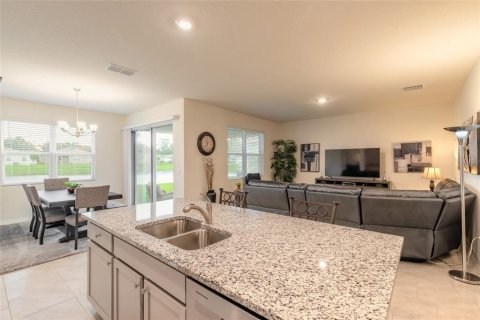Casa en venta en New Smyrna Beach, Florida, 3 dormitorios, 159.98 m2 № 2289776 - foto 5