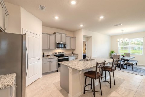 Casa en venta en New Smyrna Beach, Florida, 3 dormitorios, 159.98 m2 № 2289776 - foto 4
