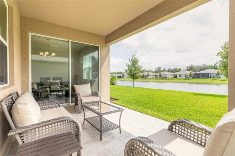 Casa en venta en New Smyrna Beach, Florida, 3 dormitorios, 159.98 m2 № 2289776 - foto 8